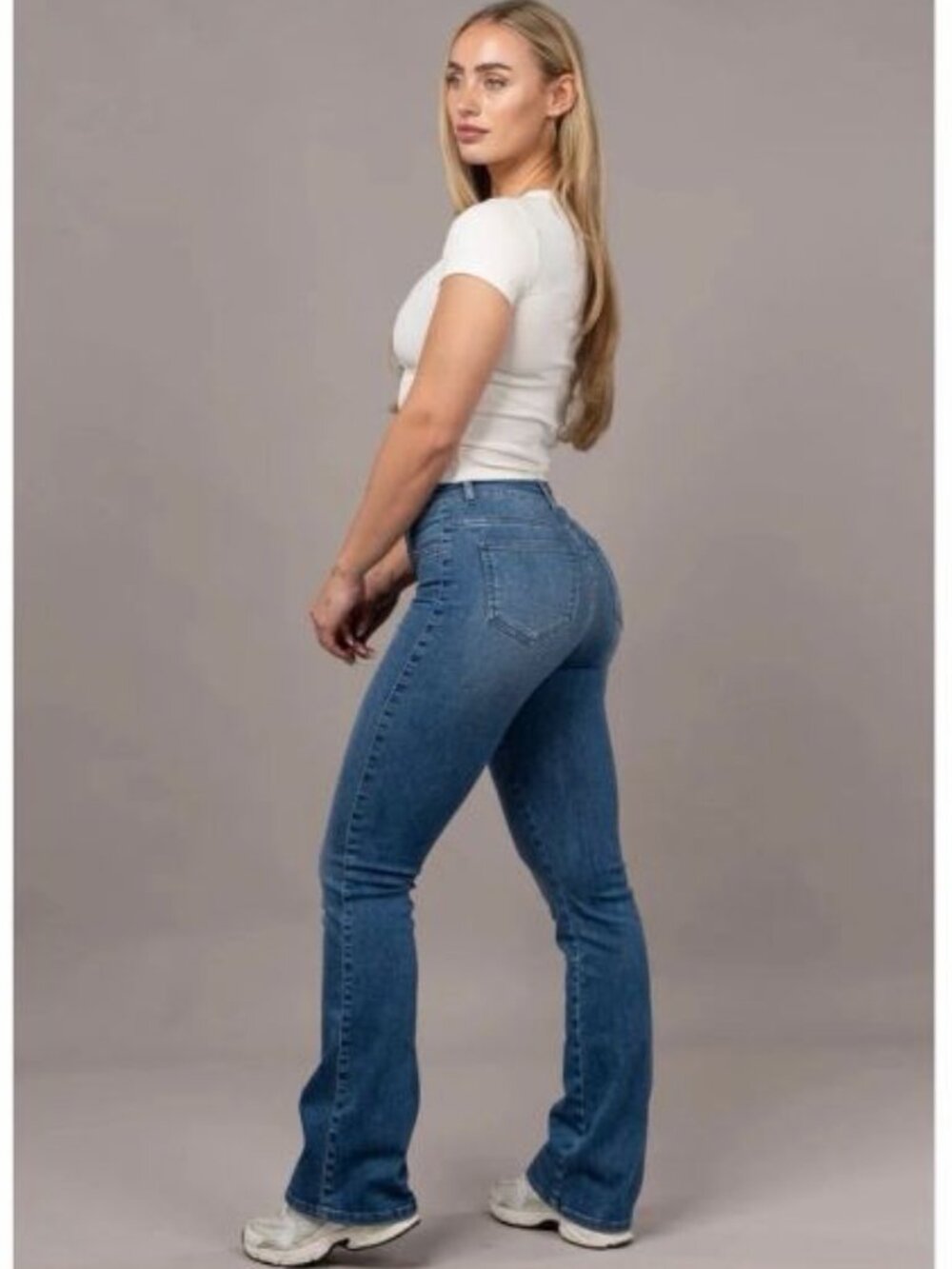 FIT JEANS Flared Mid Azure Blue Jeans Womens Medium High Rise Stretch